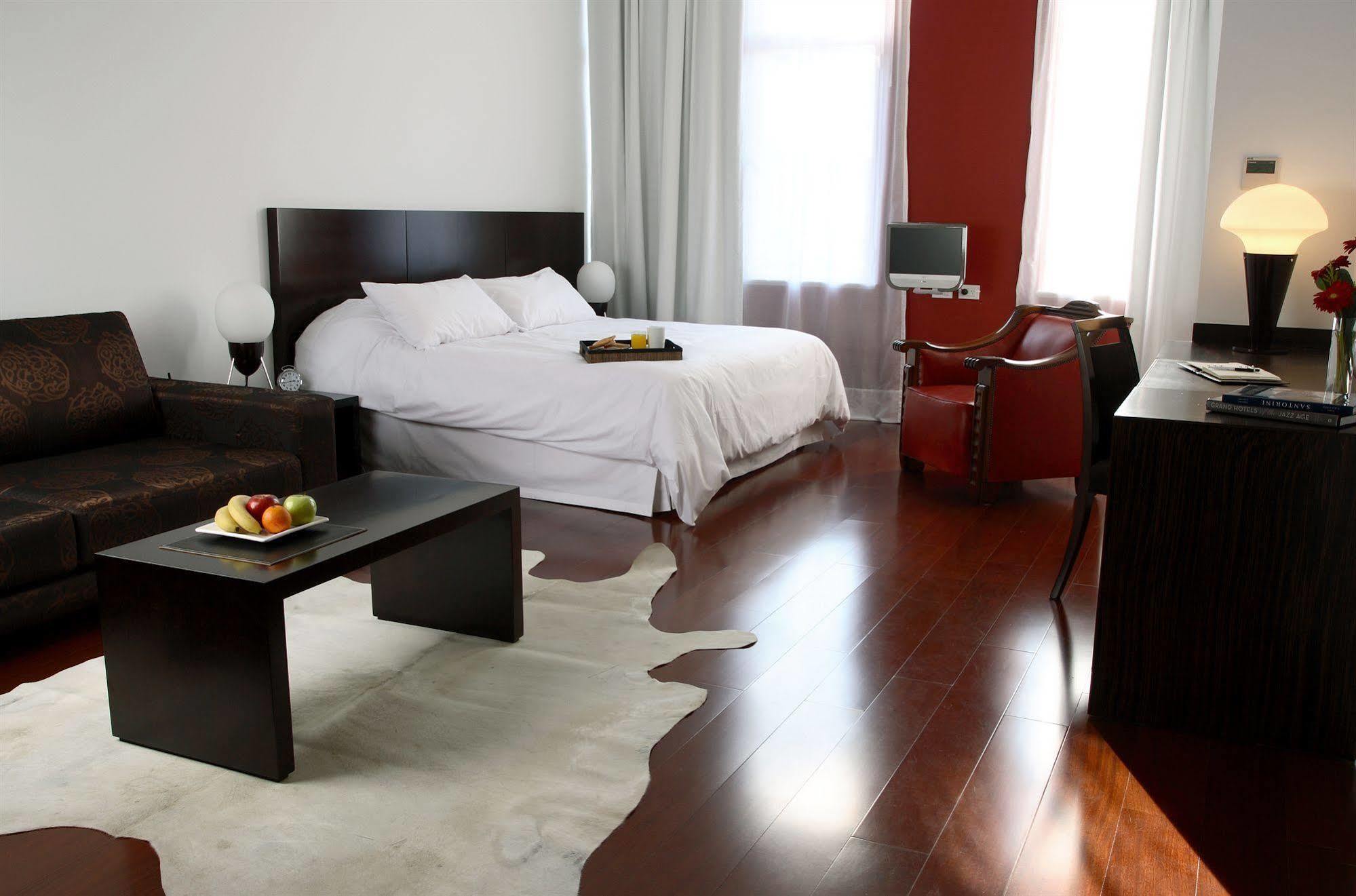 Moreno Hotel Buenos Aires By Tay Hotels Room photo